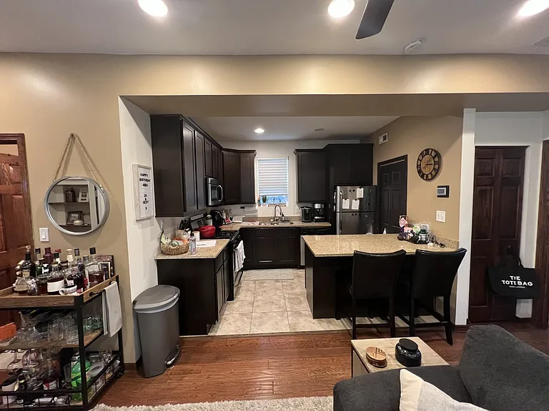 3327 N Hamilton Ave #2R — Photo 7