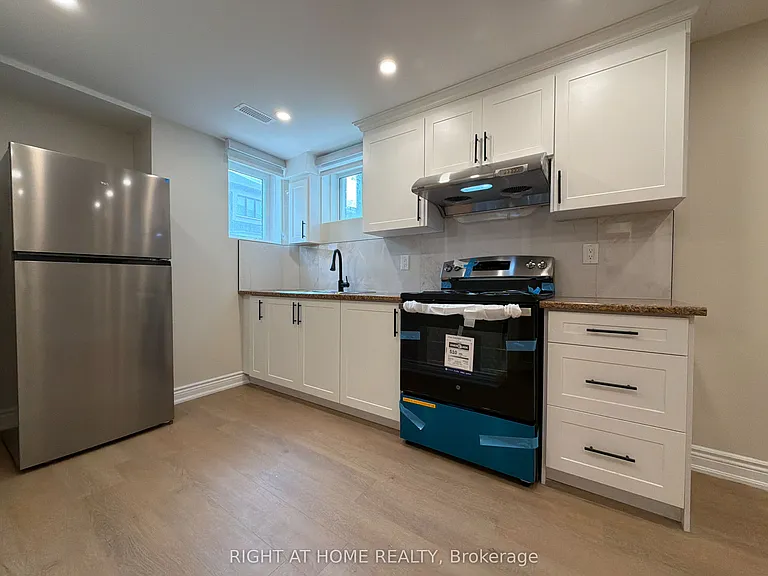 1489 Hawktail Path #BASEMENT — Photo 8