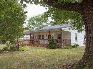 5600 Applegate Ln, Louisville, KY 40219