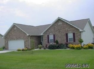 12680 Iberg Rd, Highland, IL 62249