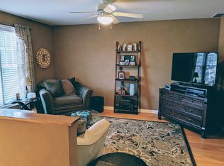31 Richard Dr, Dallas, PA 18612