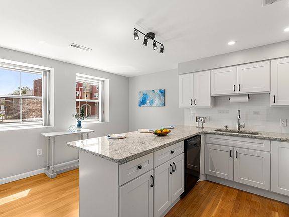 5th image of 356-358 Main St Unit 10