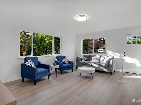 3rd image of 8610 SW Moreland Avenue