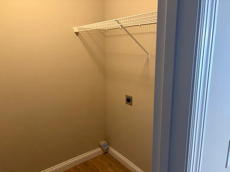 627 Gandalf Ln — Photo 12