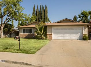 820 Sandra Ln, Porterville, CA 93257