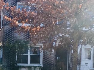 21-67 24th St, Astoria, NY 11105