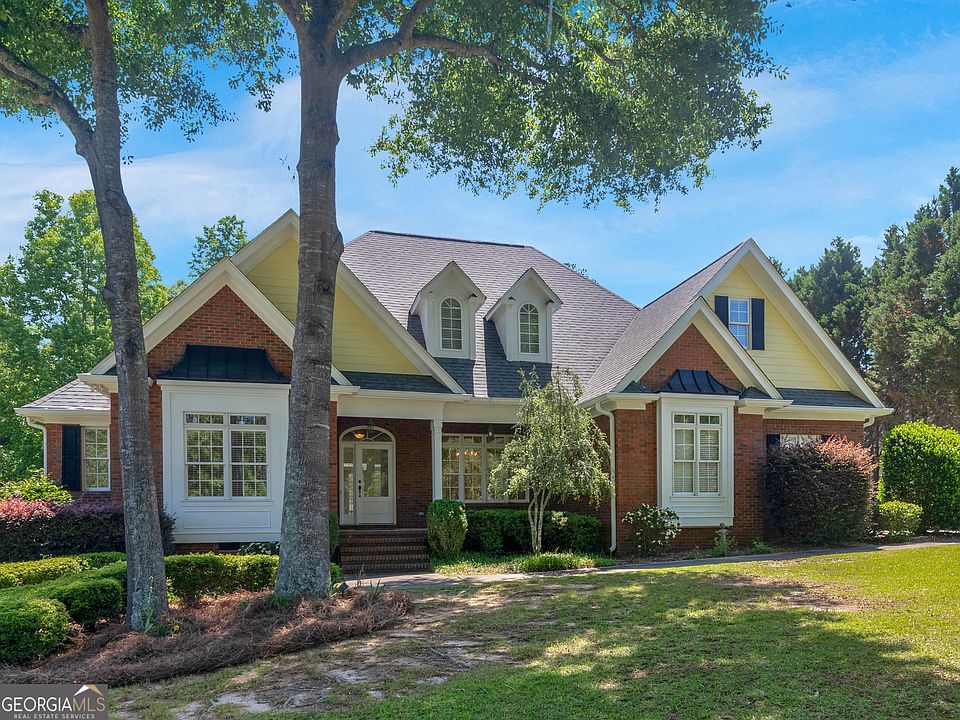 1st image of 214 Cheshire Dr