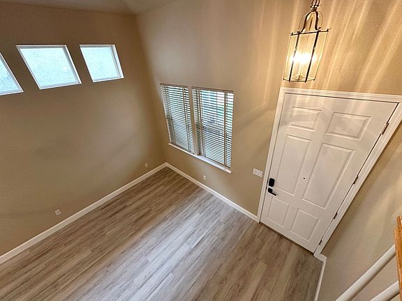5th image of 2035 Sherington Way