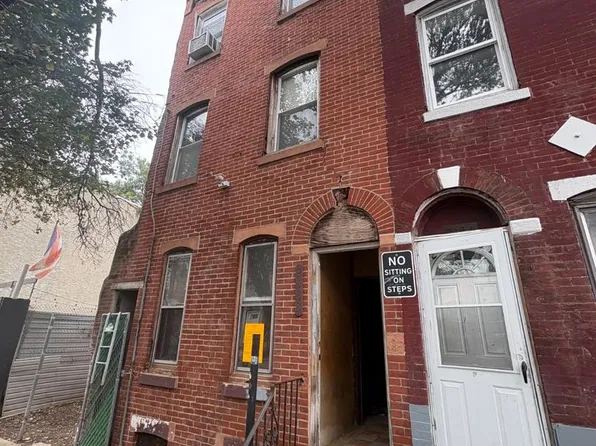 2433 N Lawrence St, Philadelphia, PA 19133
