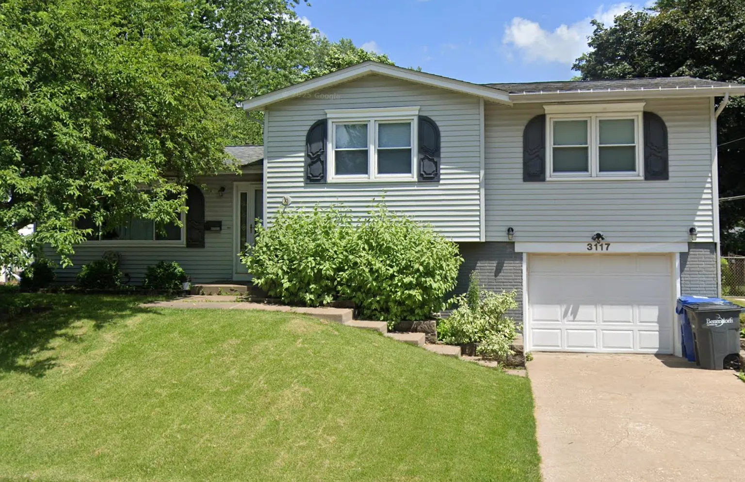 4 bed, 3.0 bath, $2,695 — Photo 1