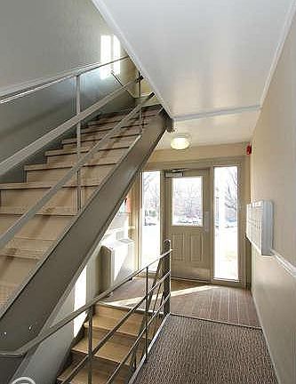 2nd image of 10676 Weymouth St #10676