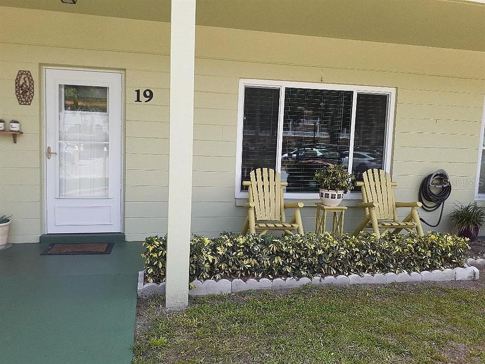 1st image of 2459 Columbia Dr APT 19