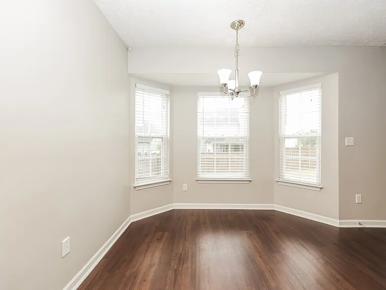 4020 Sequoia Trl — Photo 7