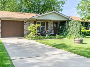 1132 Dunbar Dr #OR, Seymour, IN 47274