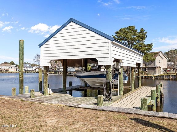 3rd image of 3093 Whichards Beach Road