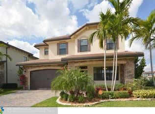 9085 Carrington Ave, Parkland, FL 33076