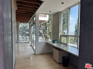 3800 Sunswept Dr, Studio City, CA 91604