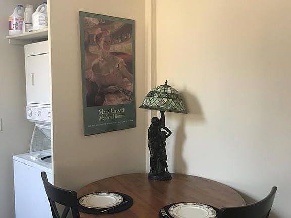 3rd image of 4615 N Paulina St APT 1A