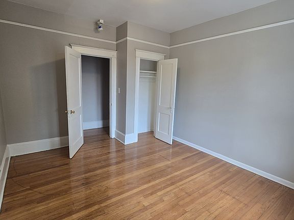 2nd image of 24 Barclay St #2D