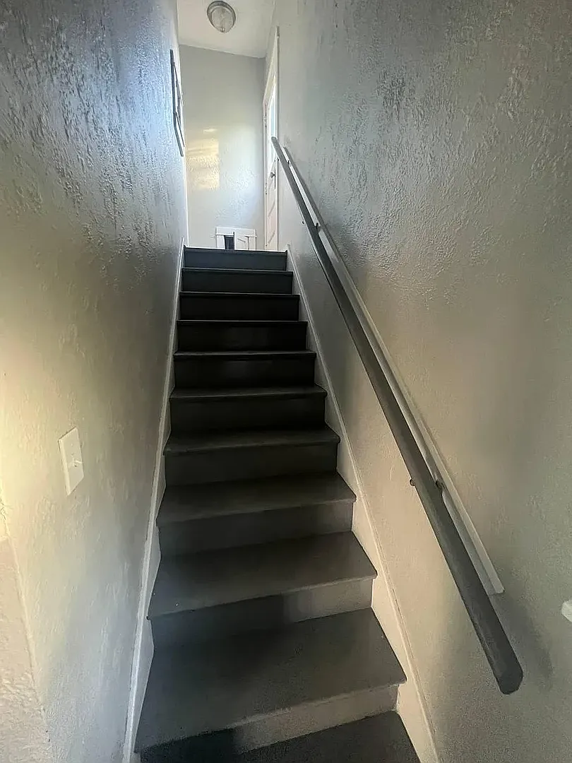 1045 Philadelphia Dr — Photo 3