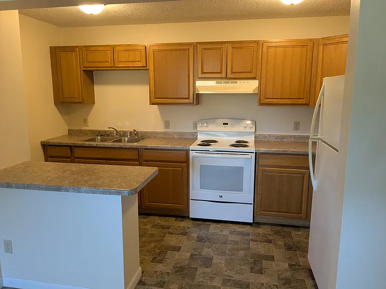 Cedar Bluff Dr — Photo 6
