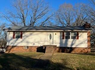 1111 Chowning Dr, Mountain View, MO 65548