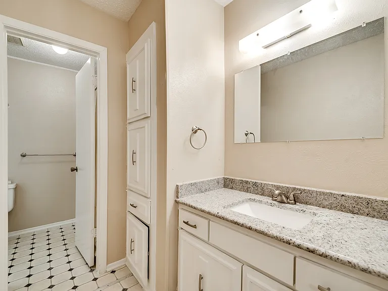 3101 Duck Creek Pkwy — Photo 15