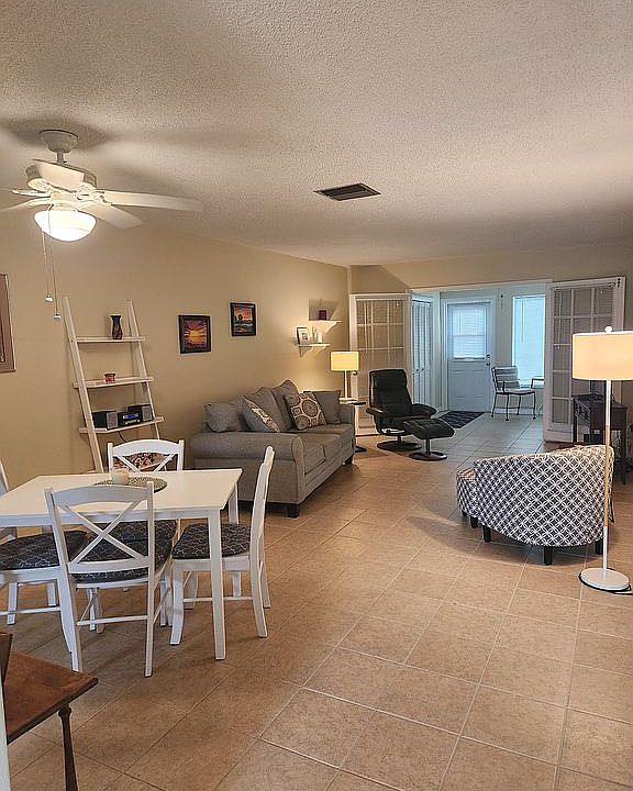 1st image of 1664 S Lake Ave APT 2