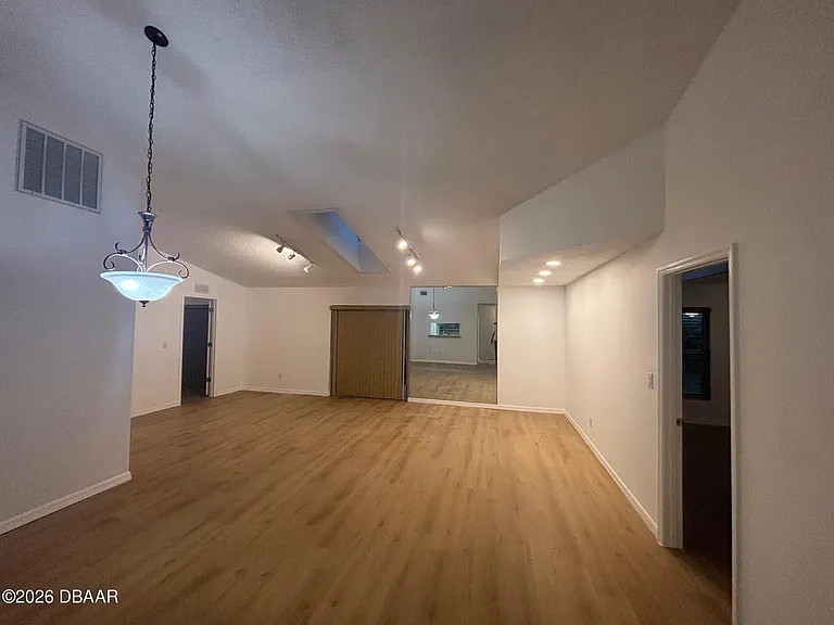 145 Riverwalk Ct — Photo 28