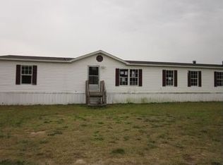 135 Hunters Glen Ln, Bishopville, SC 29010