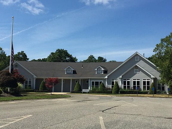 5th image of 15 Stonemeadow Dr