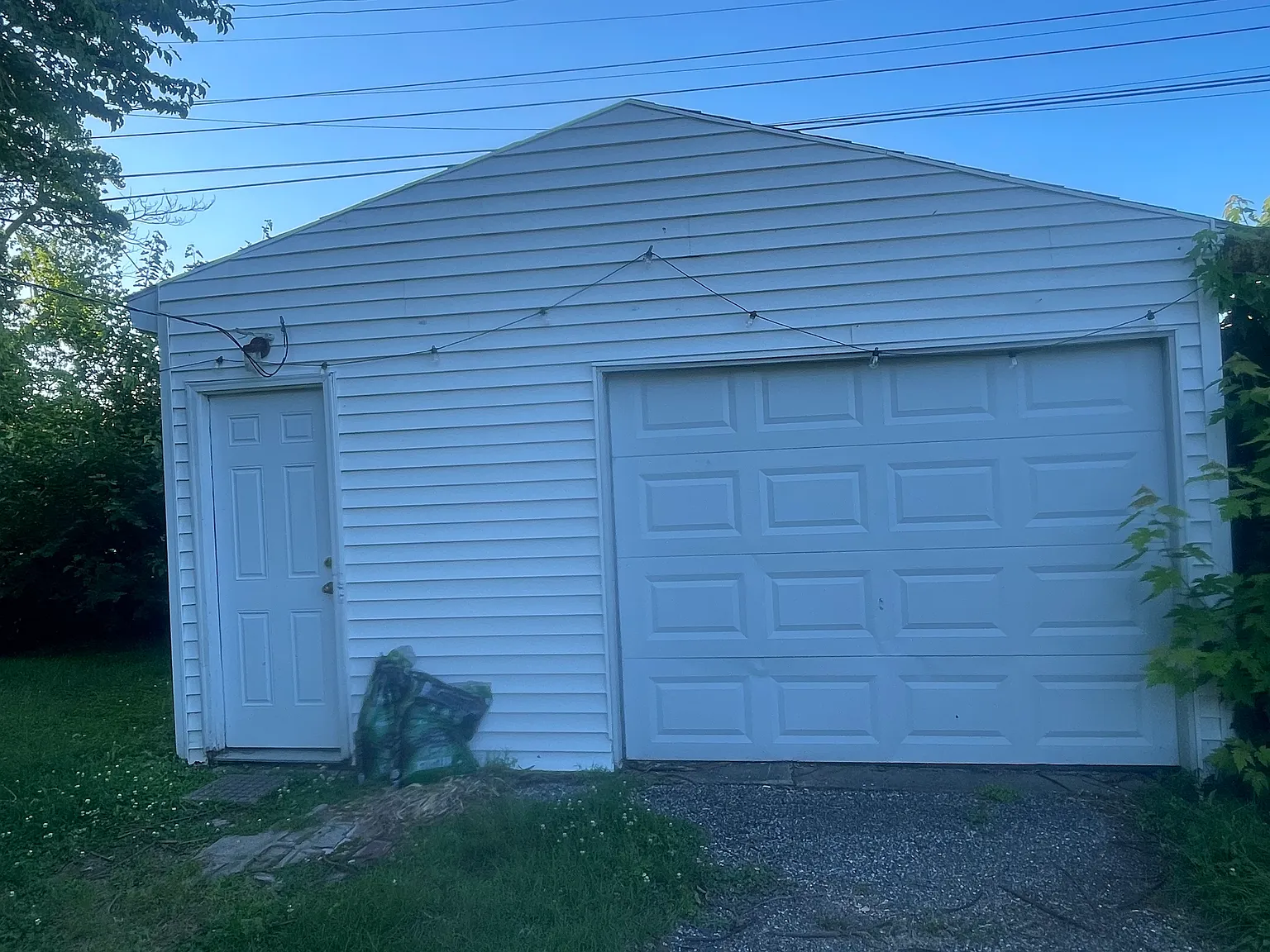 3 bed, 1000 sqft, $1,100 — Photo 3
