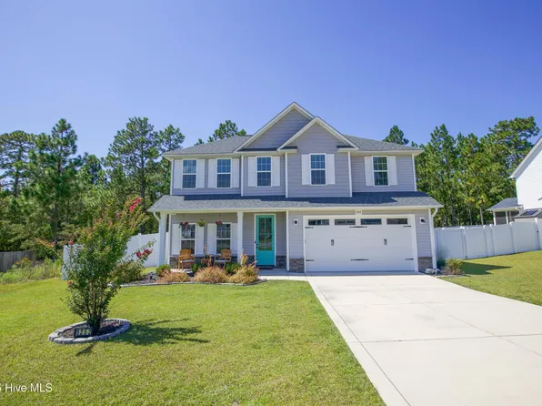 1252 Yellowwood Drive, Aberdeen, NC 28315