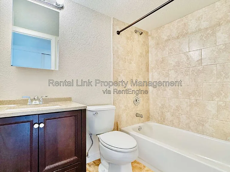 12664 Kenwood Ln #C — Photo 30
