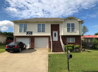 520 Woodhill Cove Dr, Bessemer, AL 35022