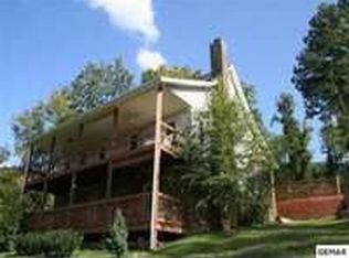 3306 Nuns Cove Rd, Sevierville, TN 37876