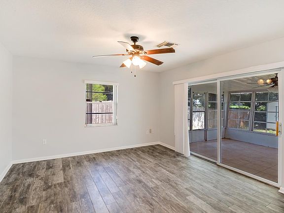4th image of 2705 S Dellwood Dr