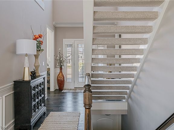 4th image of 3900 Matisse Cir