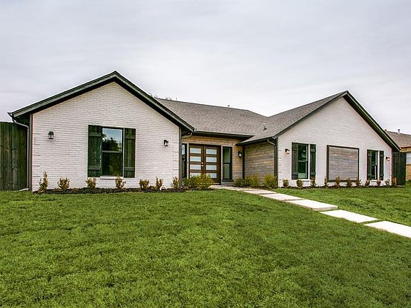 2nd image of 16919 Park Hill Dr