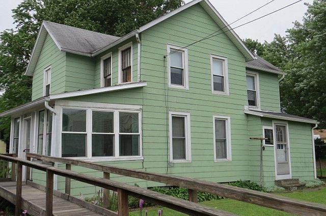 1st image of 907 Pratt St