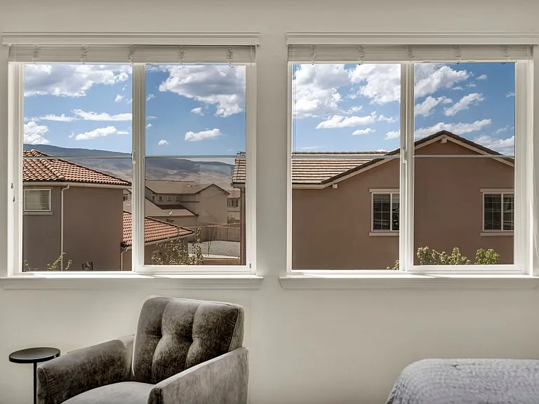 10677 Foxberry Park Dr — Photo 33