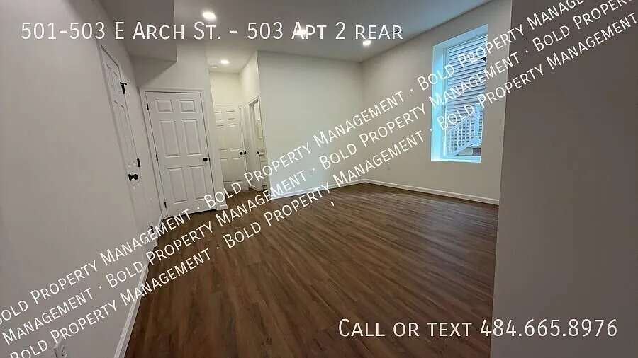 1 Bedroom 1 Bath — Photo 4