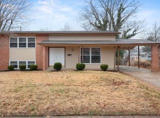 2370 Liberty Dr, Florissant, MO
