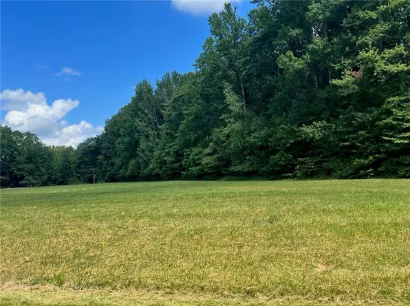 1011 E Allegheny Trl, Greensburg, IN 47240