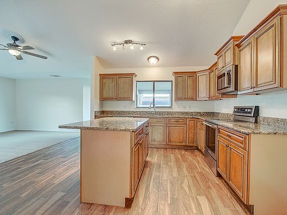 2nd image of 3134 Golden Rock Dr