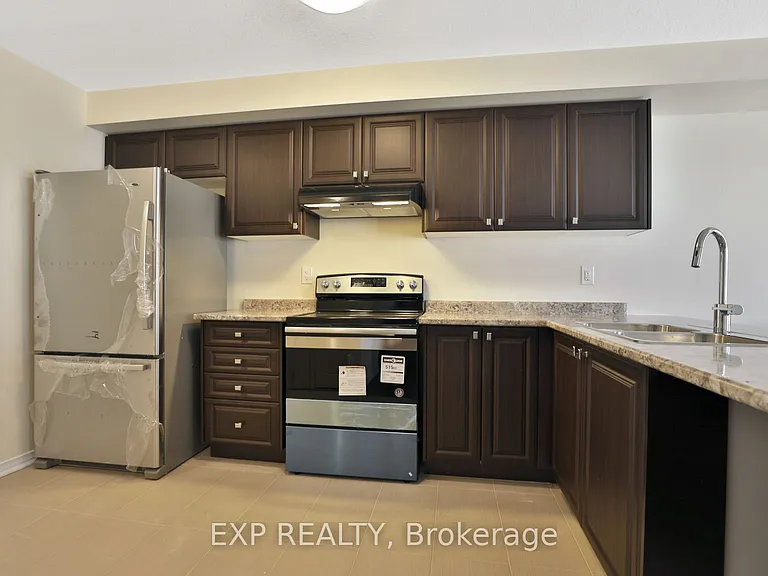 7 Pagebrook Cres — Photo 10