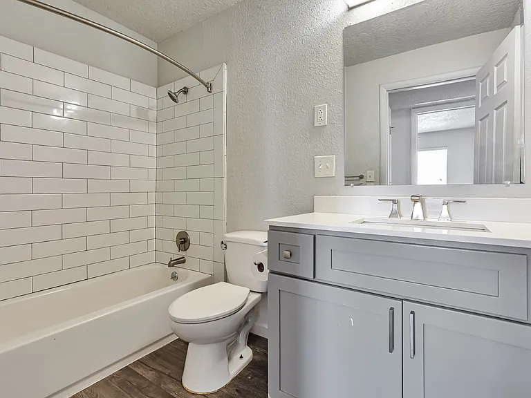 Calaveras South Apartments — Photo 6