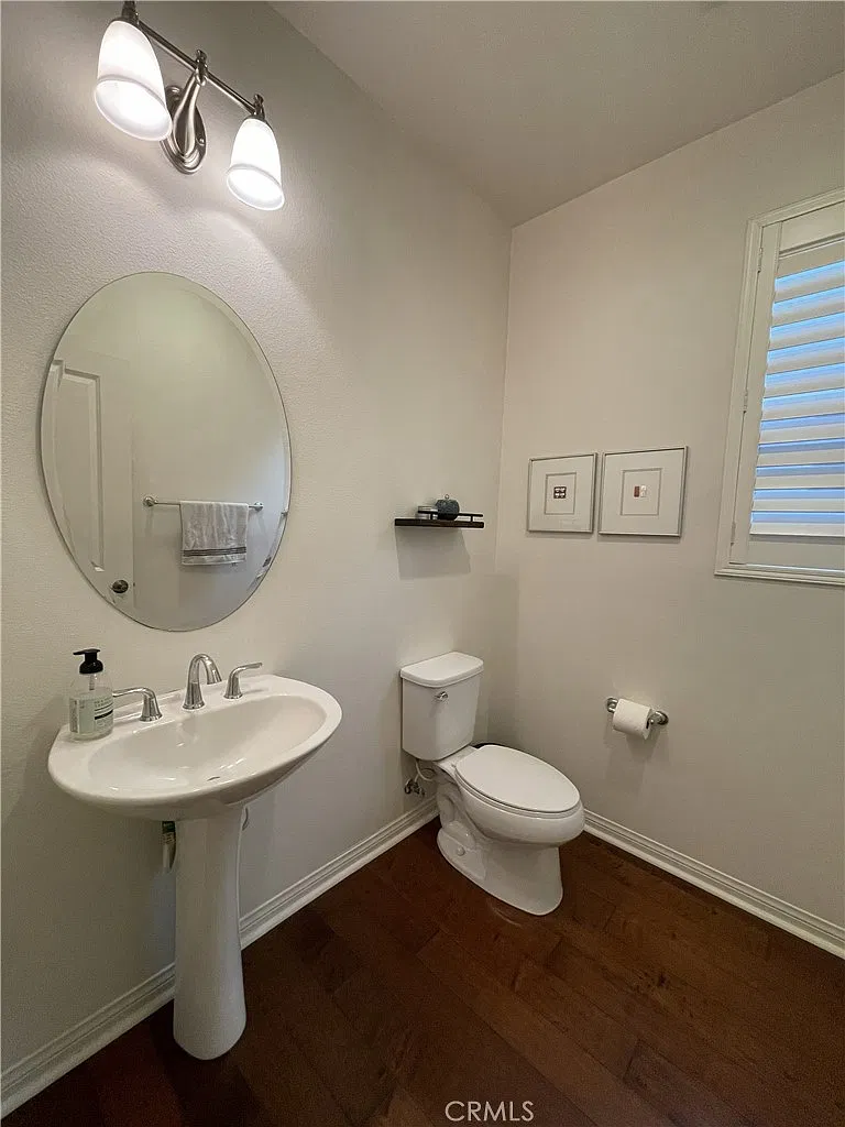 3 bed, 2.5 bath, 1480 sqft, $3,900 — Photo 4