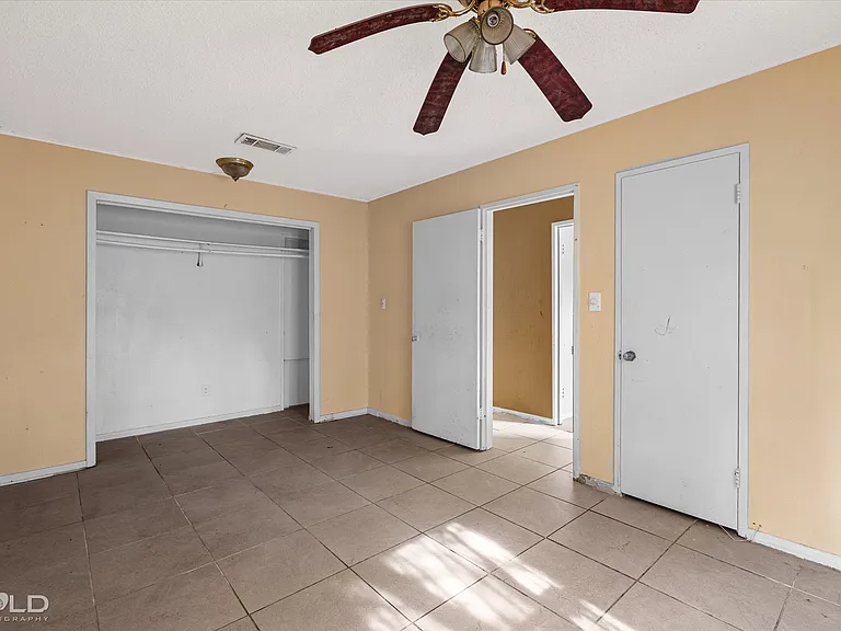 3051 Amherst St — Photo 18