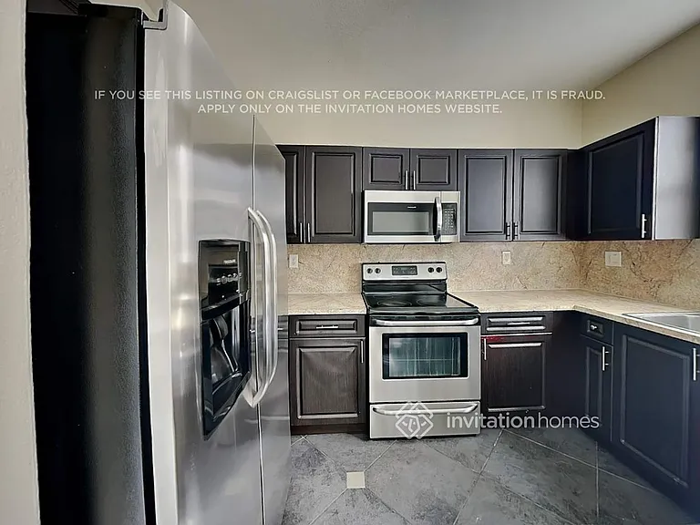 15050 SW 9th Ter — Photo 9